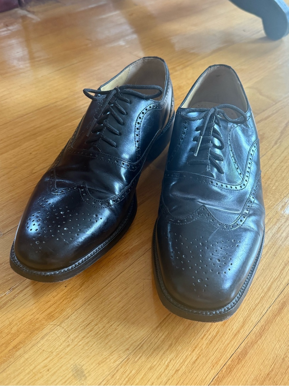 Classic Black Leather Brogues Men’s Shoes